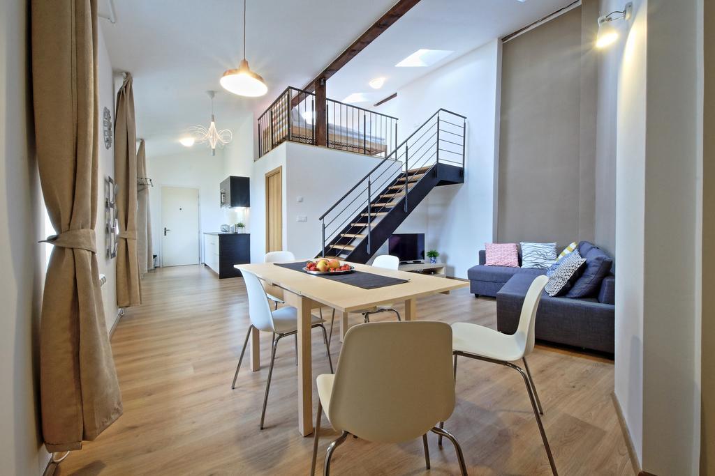 Nabo Apartments Prag Eksteriør billede