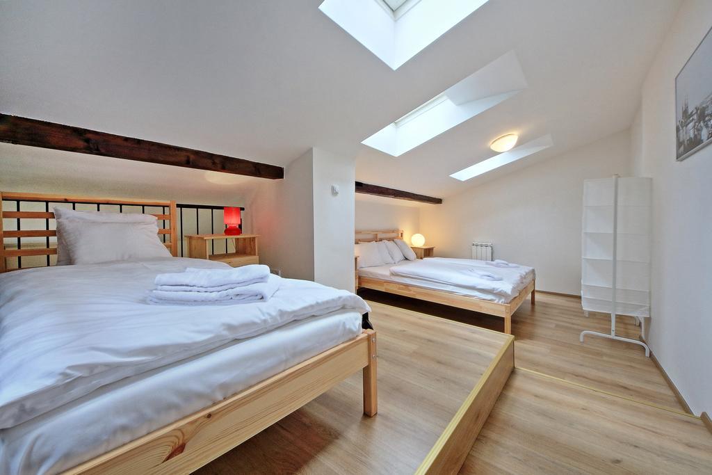 Nabo Apartments Prag Eksteriør billede