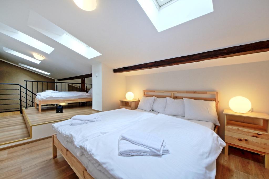 Nabo Apartments Prag Eksteriør billede
