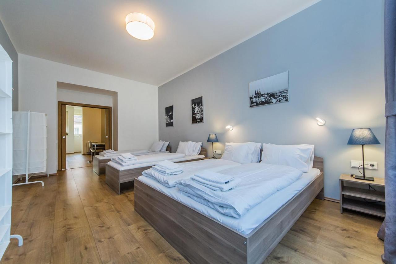 Nabo Apartments Prag Eksteriør billede
