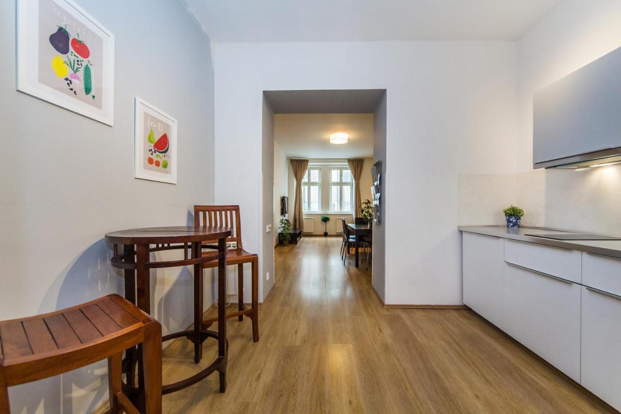 Nabo Apartments Prag Eksteriør billede