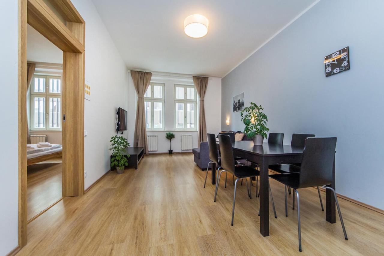 Nabo Apartments Prag Eksteriør billede